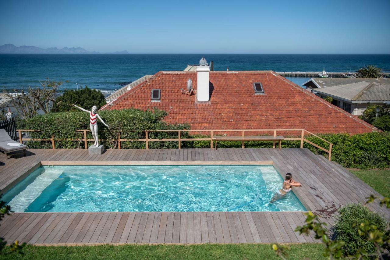 Chartfield Guesthouse Kalk Bay Exterior photo